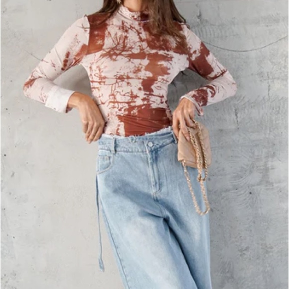 Deana Marble Long Sleeve Bodysuit